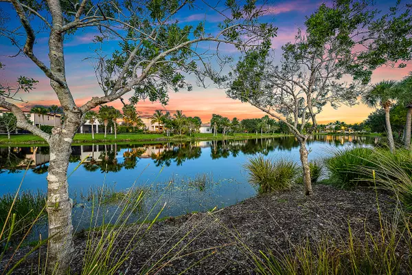 119 Castle Island PL, Jupiter, FL 33458