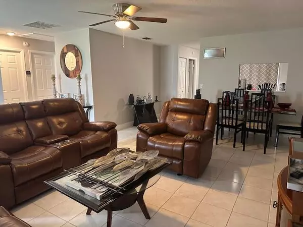 Greenacres, FL 33463,6254 W Wauconda WAY