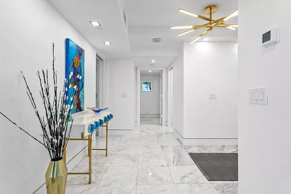 Highland Beach, FL 33487,3211 S Ocean BLVD 701