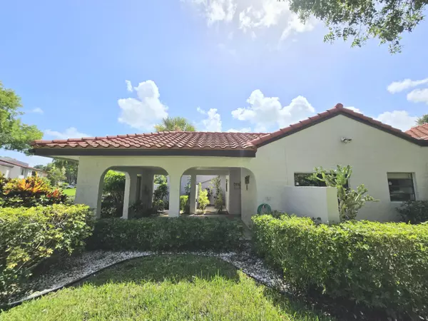 Boca Raton, FL 33428,9207 Pecky Cypress LN 9b