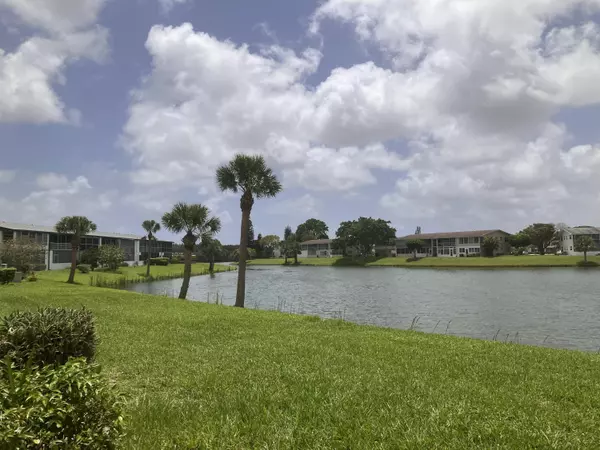West Palm Beach, FL 33417,236 Chatham L