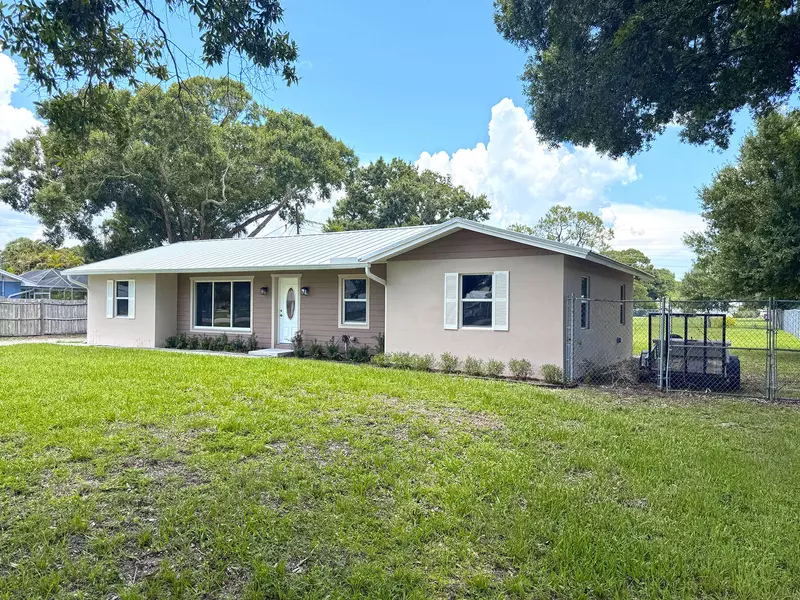 1866 1st Pl PL, Vero Beach, FL 32962