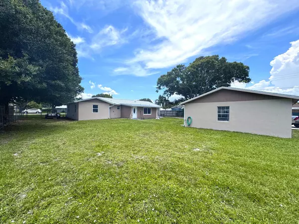 Vero Beach, FL 32962,1866 1st Pl PL