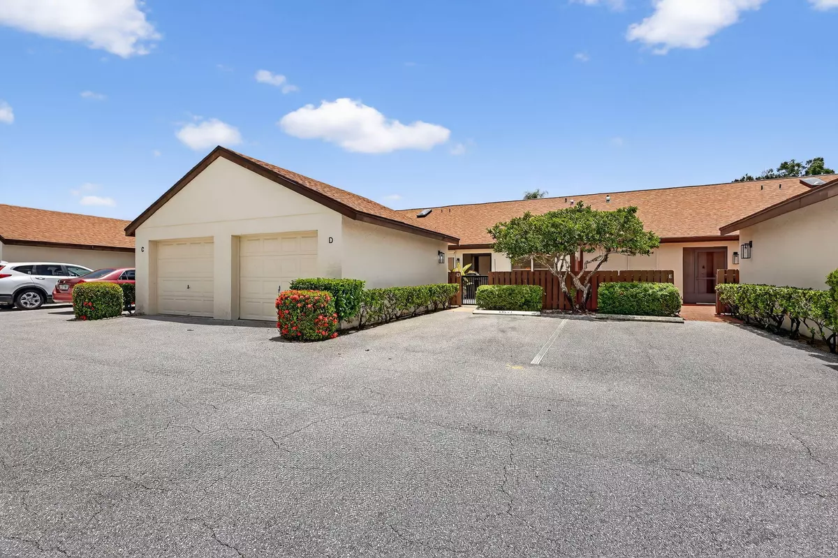 Palm City, FL 34990,1484 SW Silver Pine WAY 102-D