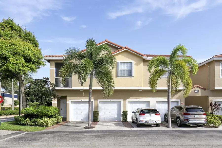 110 Lighthouse CIR A, Tequesta, FL 33469