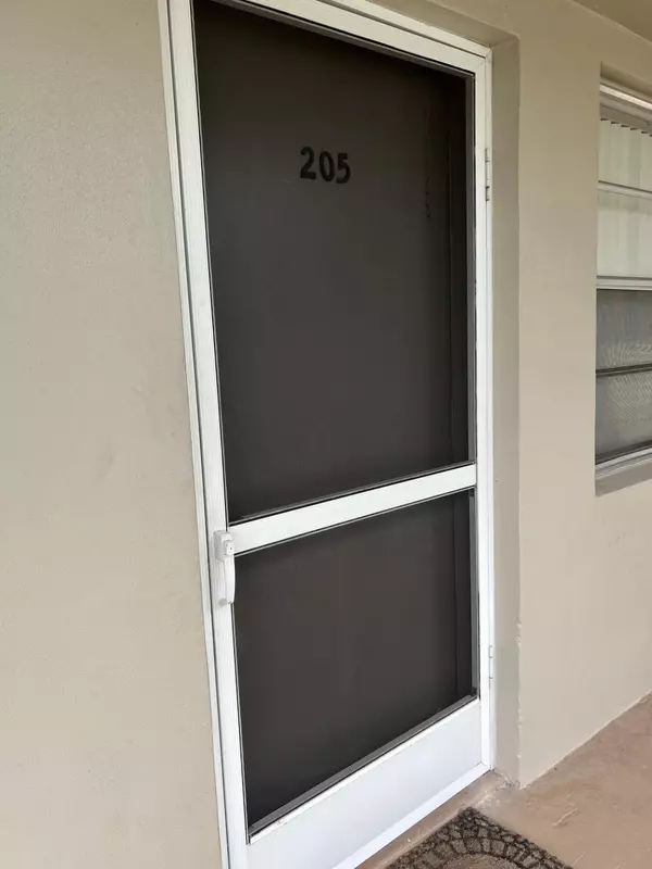 Port Saint Lucie, FL 34952,19 Lake Vista TRL 205