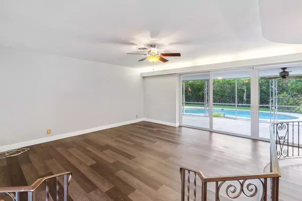 Singer Island, FL 33404,1241 Emerald DR