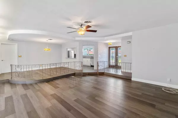 Singer Island, FL 33404,1241 Emerald DR