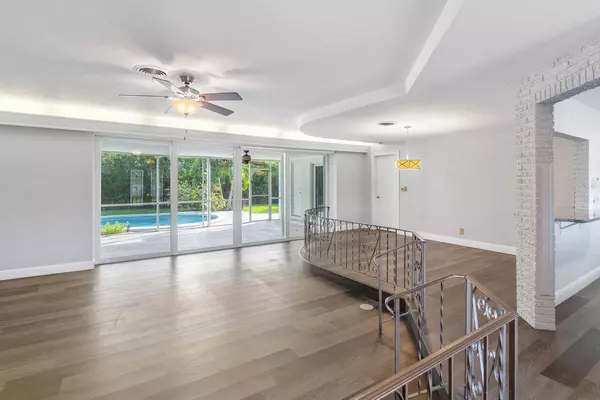 Singer Island, FL 33404,1241 Emerald DR