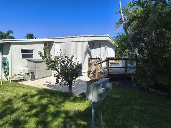 Jensen Beach, FL 34957,85 S Warner DR