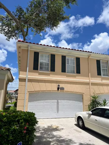 2069 Tarpon Lake WAY, West Palm Beach, FL 33411