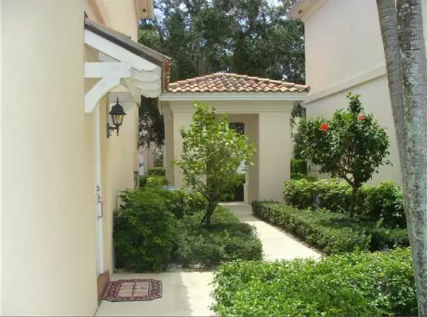 West Palm Beach, FL 33411,2069 Tarpon Lake WAY