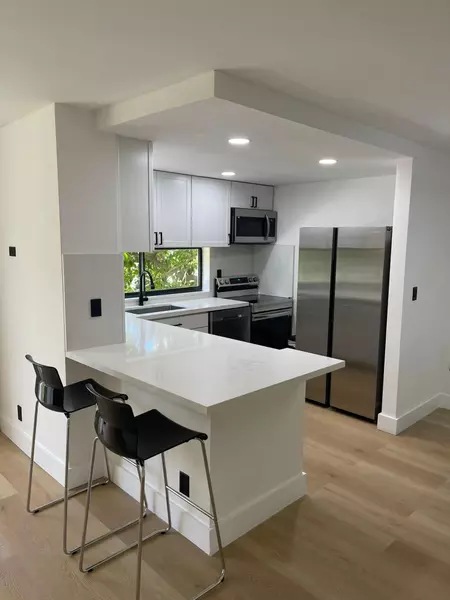 17011 N Bay RD 307, Sunny Isles Beach, FL 33160