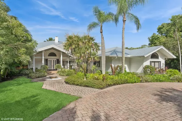 20 Riverview DR, Sewalls Point, FL 34996