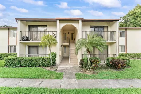 4787 Sable Pine CIR B2, West Palm Beach, FL 33417