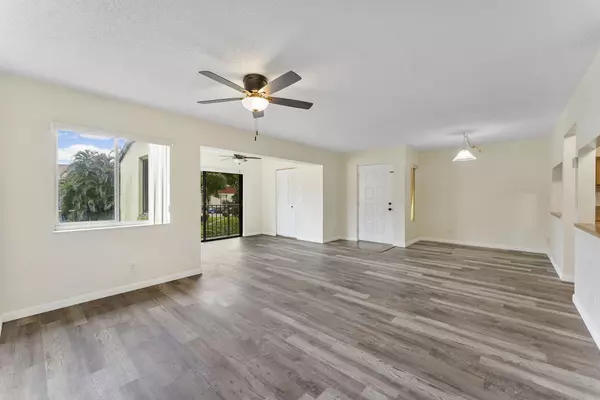 West Palm Beach, FL 33417,4787 Sable Pine CIR B2