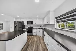 Loxahatchee Groves, FL 33470,1320 B RD