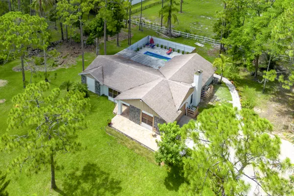 15211 N 60th PL, The Acreage, FL 33470