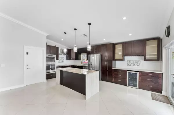 Boca Raton, FL 33433,7648 Silver Woods CT
