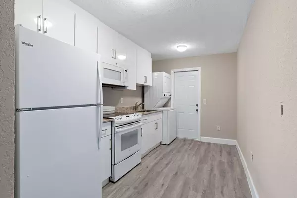 710 10th ST #2, West Palm Beach, FL 33401