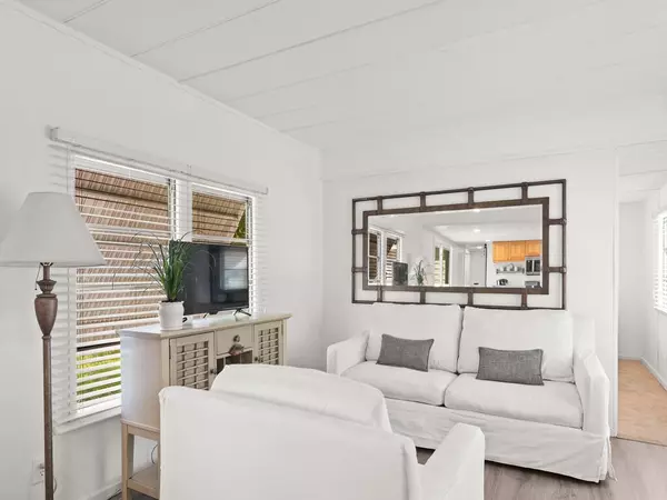 Jensen Beach, FL 34957,1260 NE Olive ST