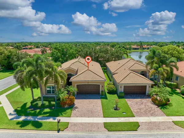 10807 E Redlake ISLE, Boynton Beach, FL 33473