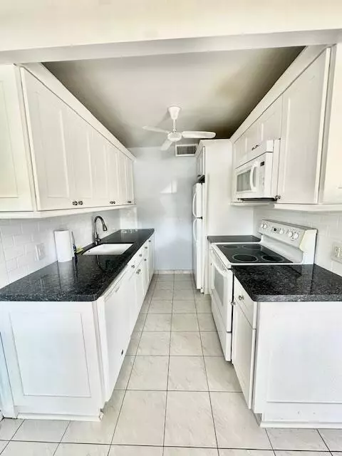 Boca Raton, FL 33434,1083 Guildford E