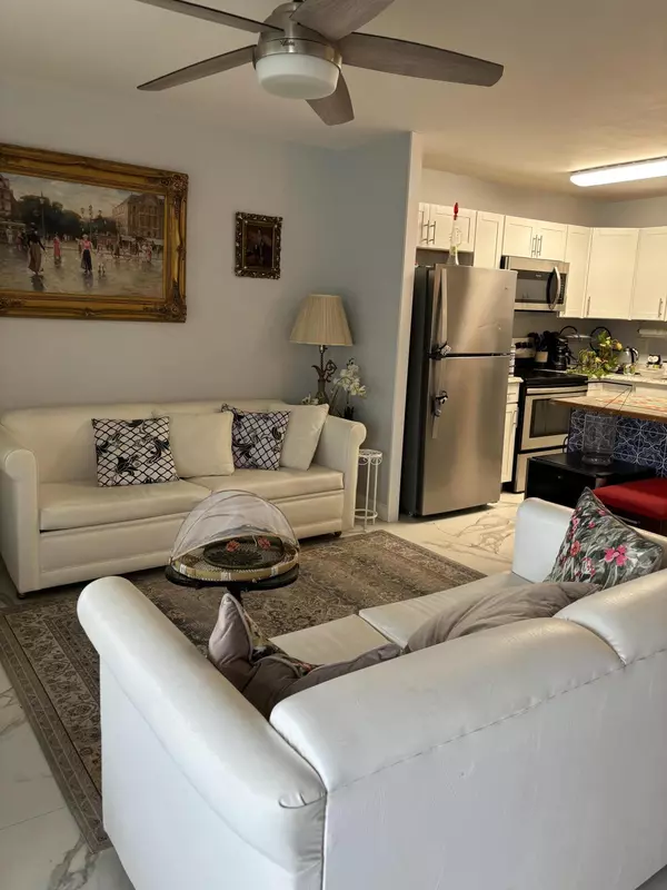 West Palm Beach, FL 33417,325 Andover M