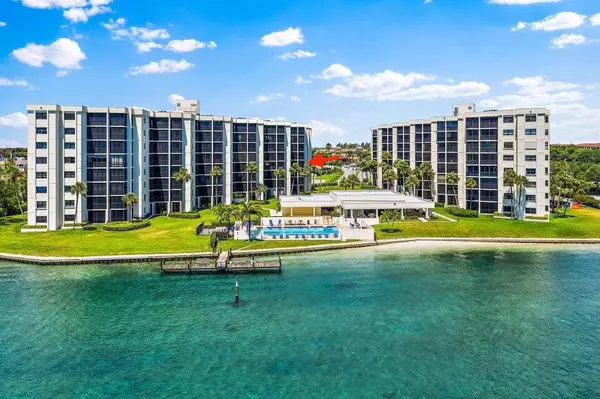 19800 Sandpointe Bay DR 407, Tequesta, FL 33469