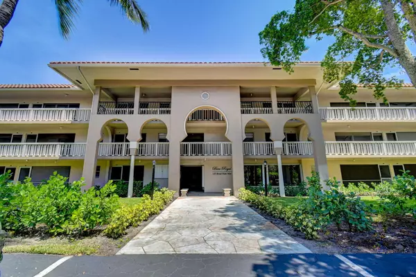 Boca Raton, FL 33432,100 Royal Palm WAY 306