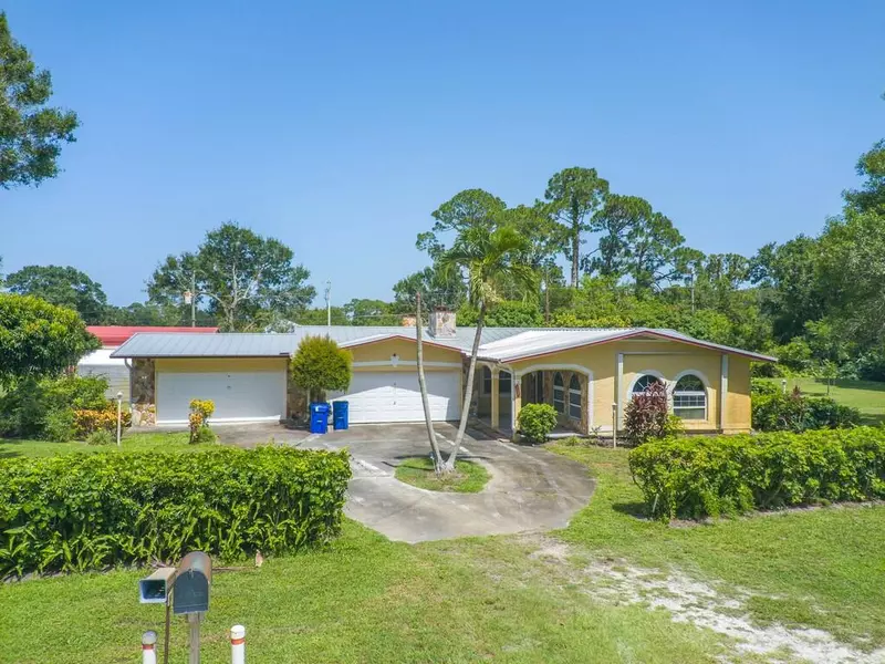 1296 SW SW 19th Ave, Vero Beach, FL 32962