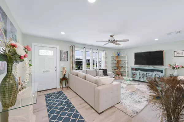 Boynton Beach, FL 33426,2087 SW 12th AVE