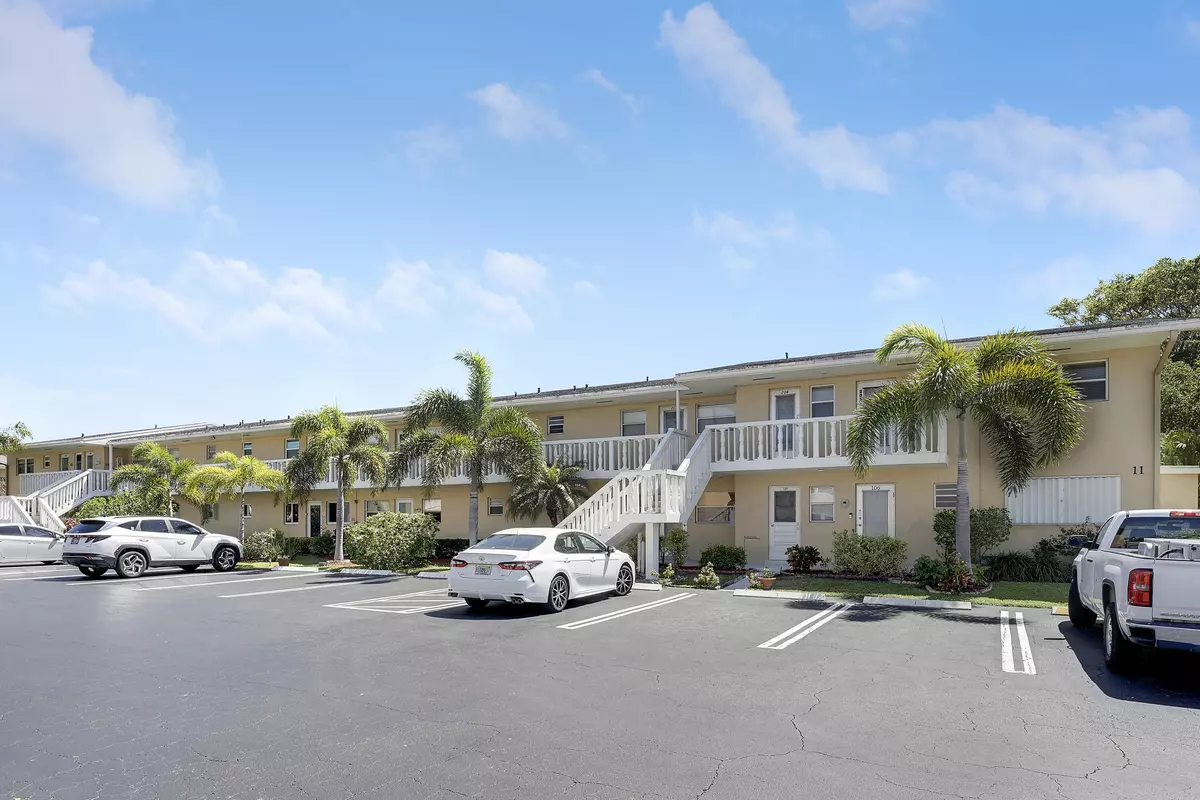 Boynton Beach, FL 33435,2132 NE 1st WAY 204