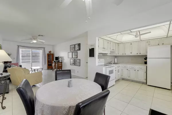 Boynton Beach, FL 33435,2132 NE 1st WAY 204