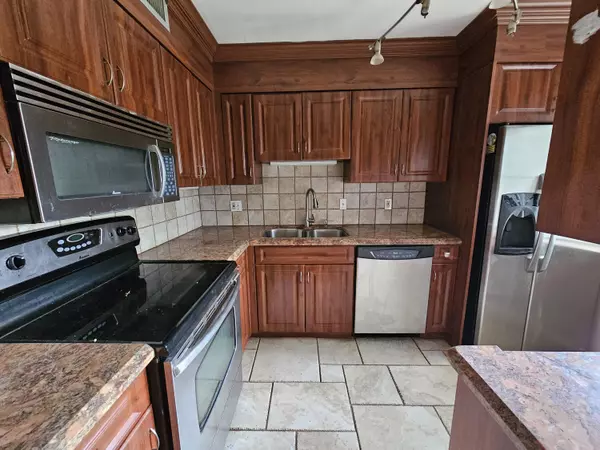 Lake Worth, FL 33467,4833 Esedra CT 201