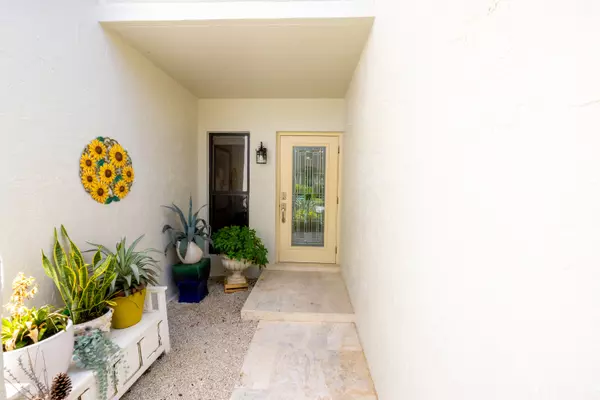 Highland Beach, FL 33487,1015 Bel Air DR 2