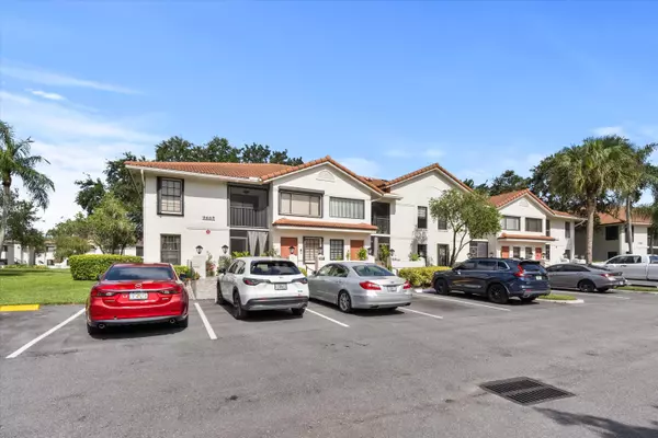 9668 E Sills DR 101, Boynton Beach, FL 33437