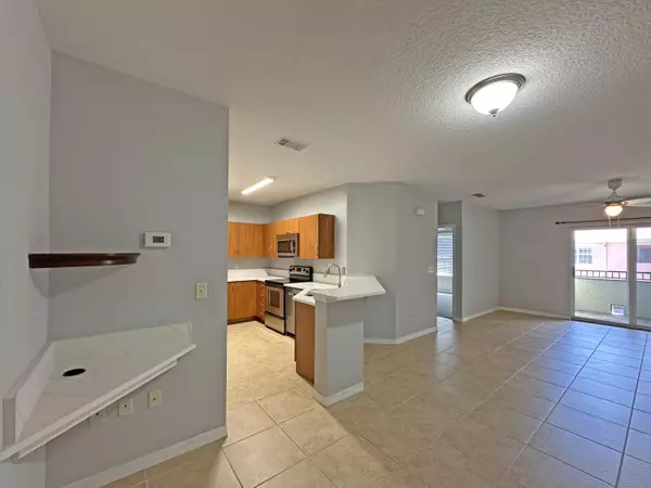 Port Saint Lucie, FL 34986,160 SW Peacock BLVD 31-206