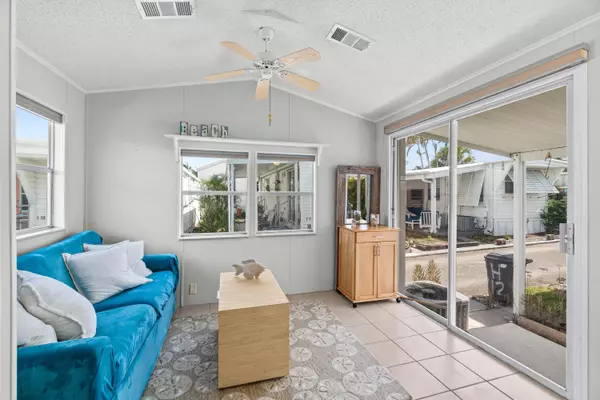 Briny Breezes, FL 33435,12 Hibiscus DR H