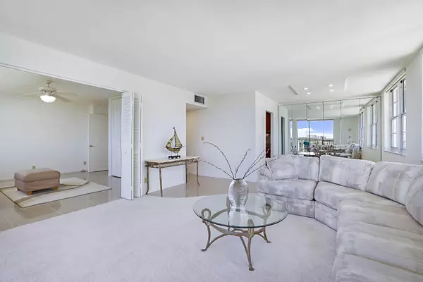 Boca Raton, FL 33431,2121 N Ocean BLVD 1202e