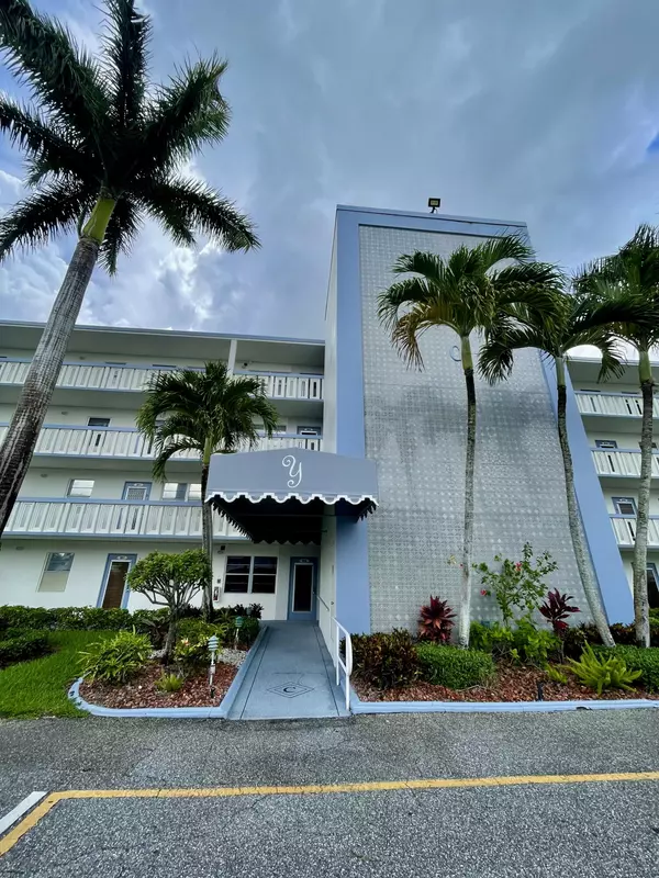 Boca Raton, FL 33434,3044 Yarmouth C