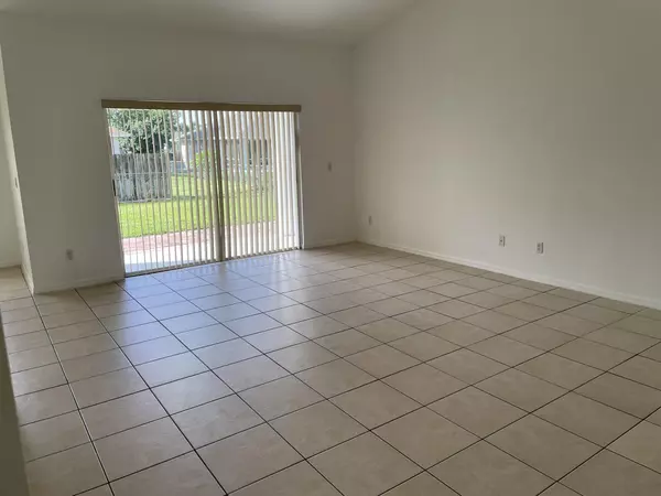 Port Saint Lucie, FL 34953,4448 NW Bighorn AVE