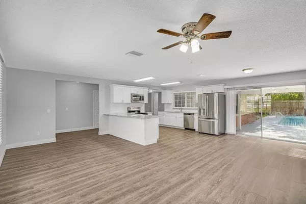 Vero Beach, FL 32960,1236 42nd AVE