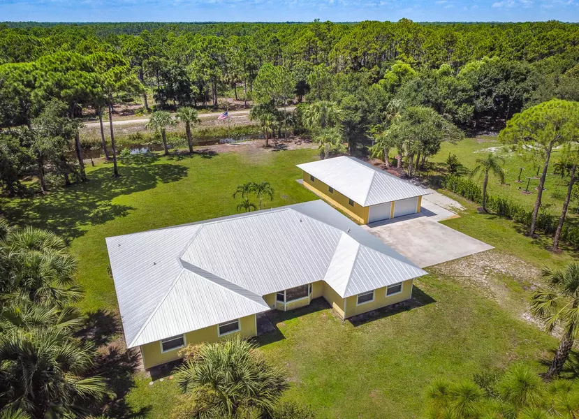 7360 N 150th CT, Palm Beach Gardens, FL 33418