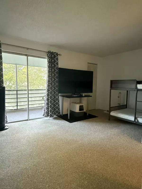 Palm Springs, FL 33461,3400 Springdale BLVD 3a