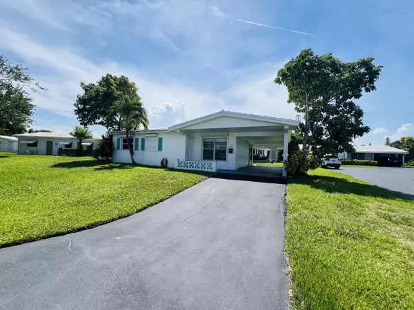 4301 NW 1st TER, Deerfield Beach, FL 33064