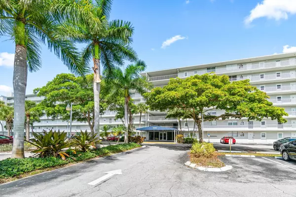 Boca Raton, FL 33487,5961 NW 2nd AVE Ph-E