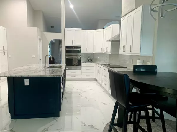 Wellington, FL 33414,13710 Callington DR