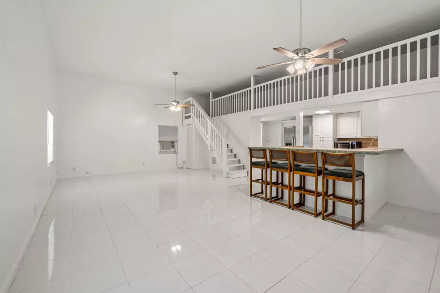 2585 W G RD, Loxahatchee Groves, FL 33470