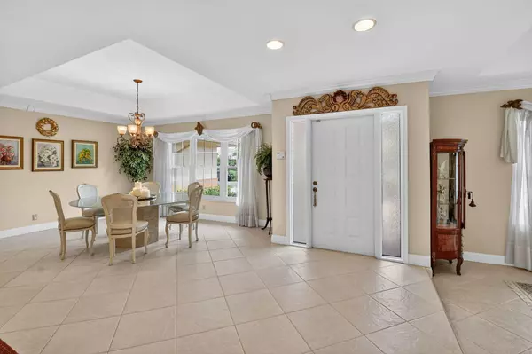 Boca Raton, FL 33434,3170 Equestrian DR